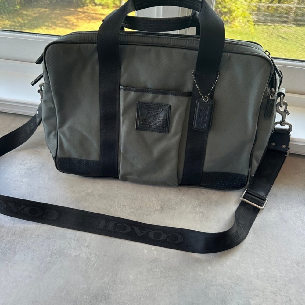 NWOT Coach Voyager Grey Messenger Commuter Laptop Bag